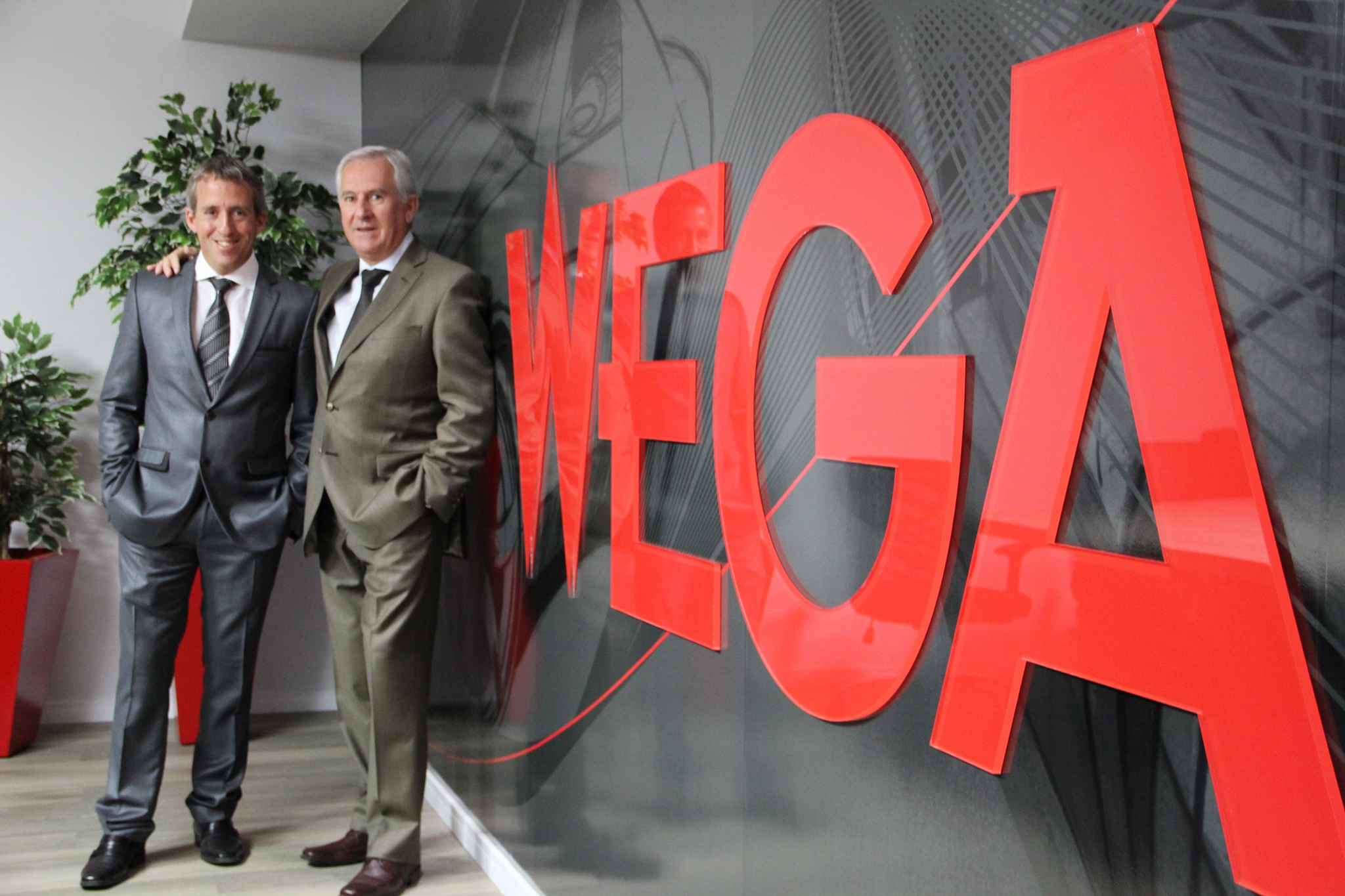 Wega Motors festeja sus 10 años en Brasil e inaugura su nueva sede administrativa en Itajaí.